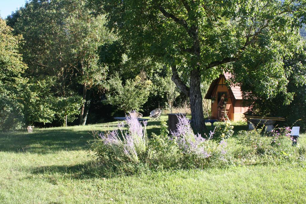 Chambre D'Hotes La Romarine Barnave Экстерьер фото