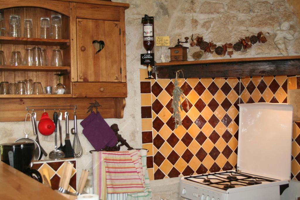 Chambre D'Hotes La Romarine Barnave Экстерьер фото